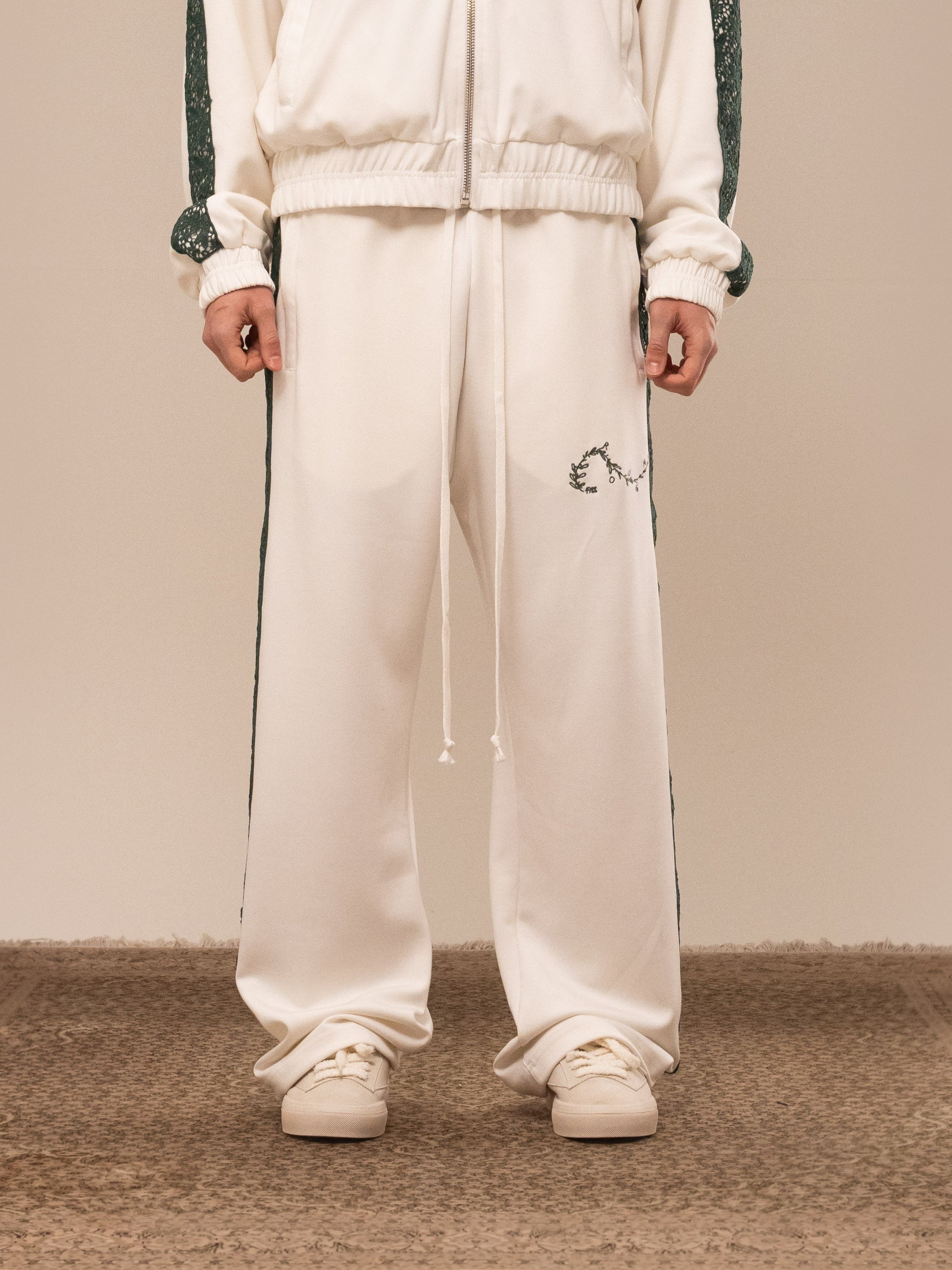 OLIVE TRACK PANTS OFF WHITE