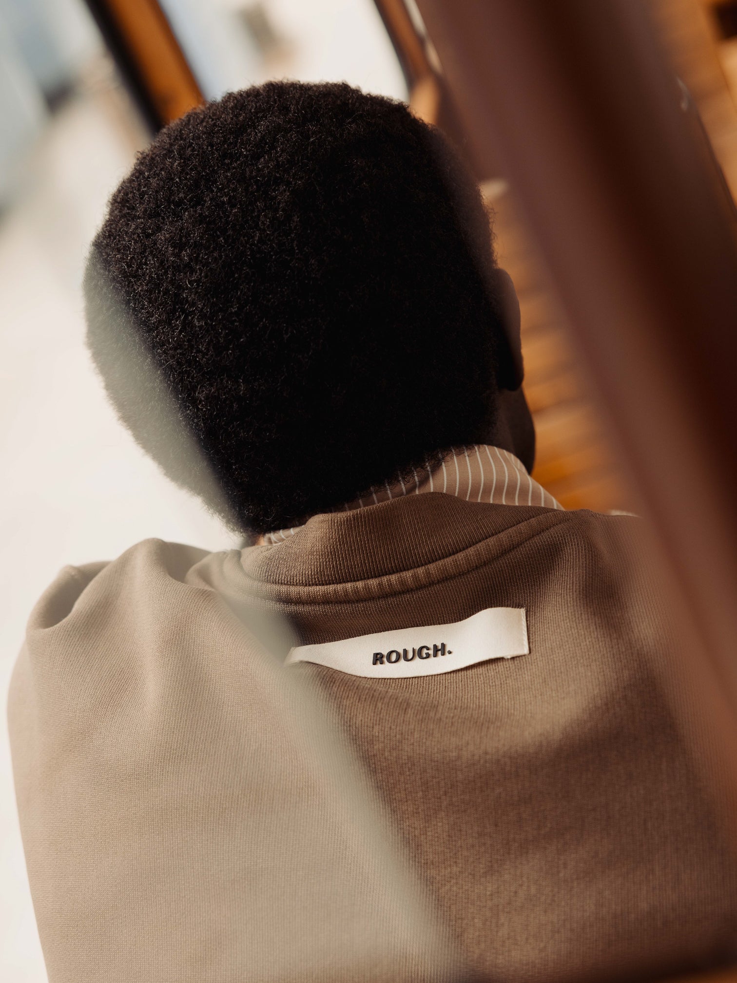 FLORAL EMBLEM LOGO SWEATER
