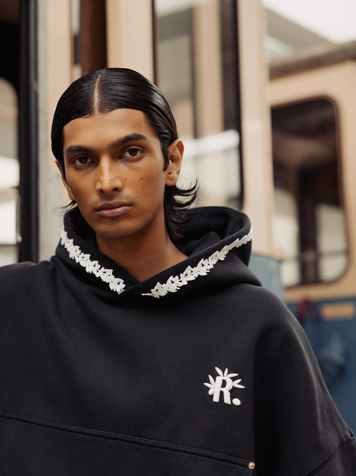 EMBROIDERED HOOD HOODIE
