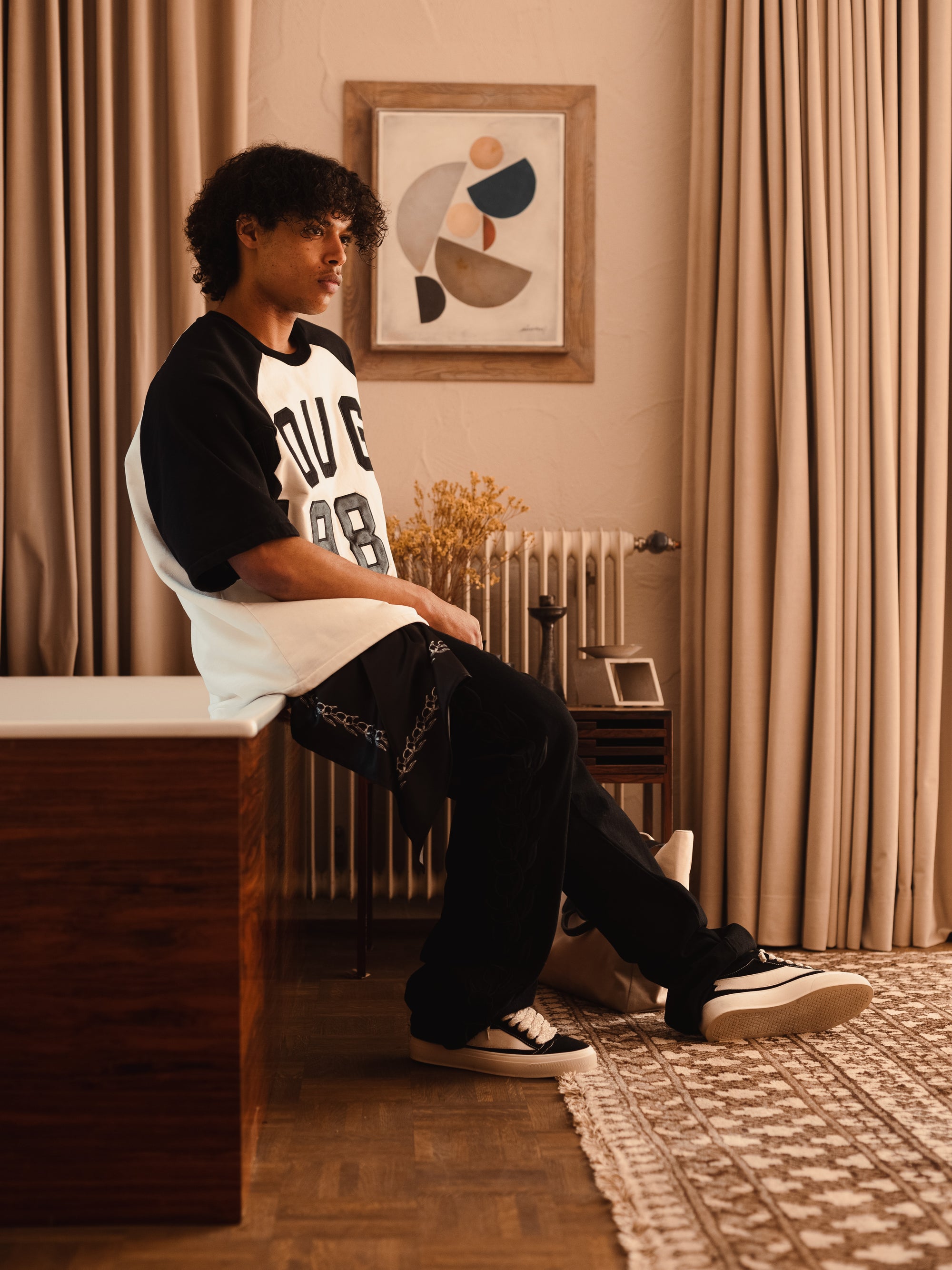 ORIGINS T-SHIRT