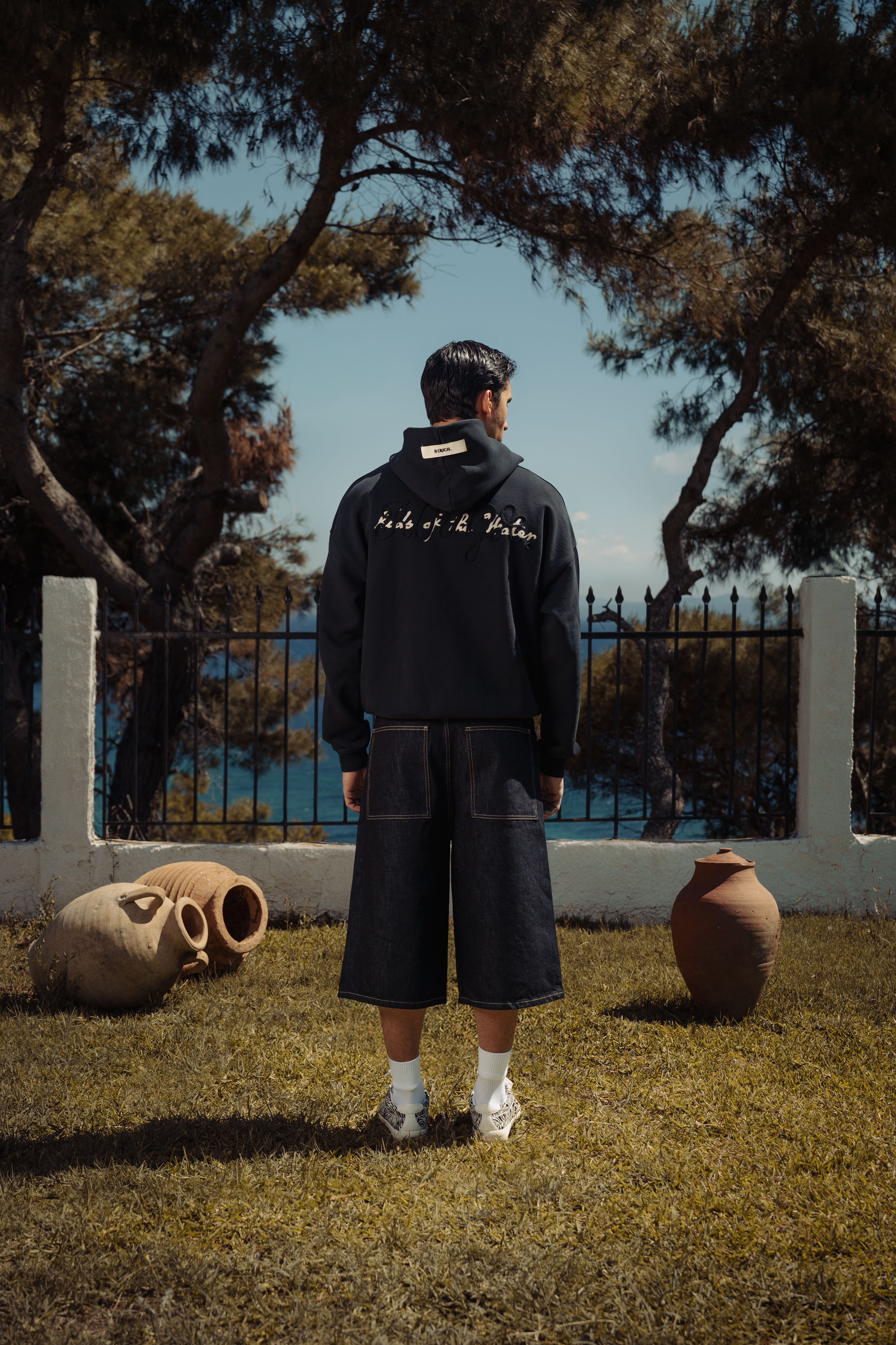 NYMA ZIP HOODIE