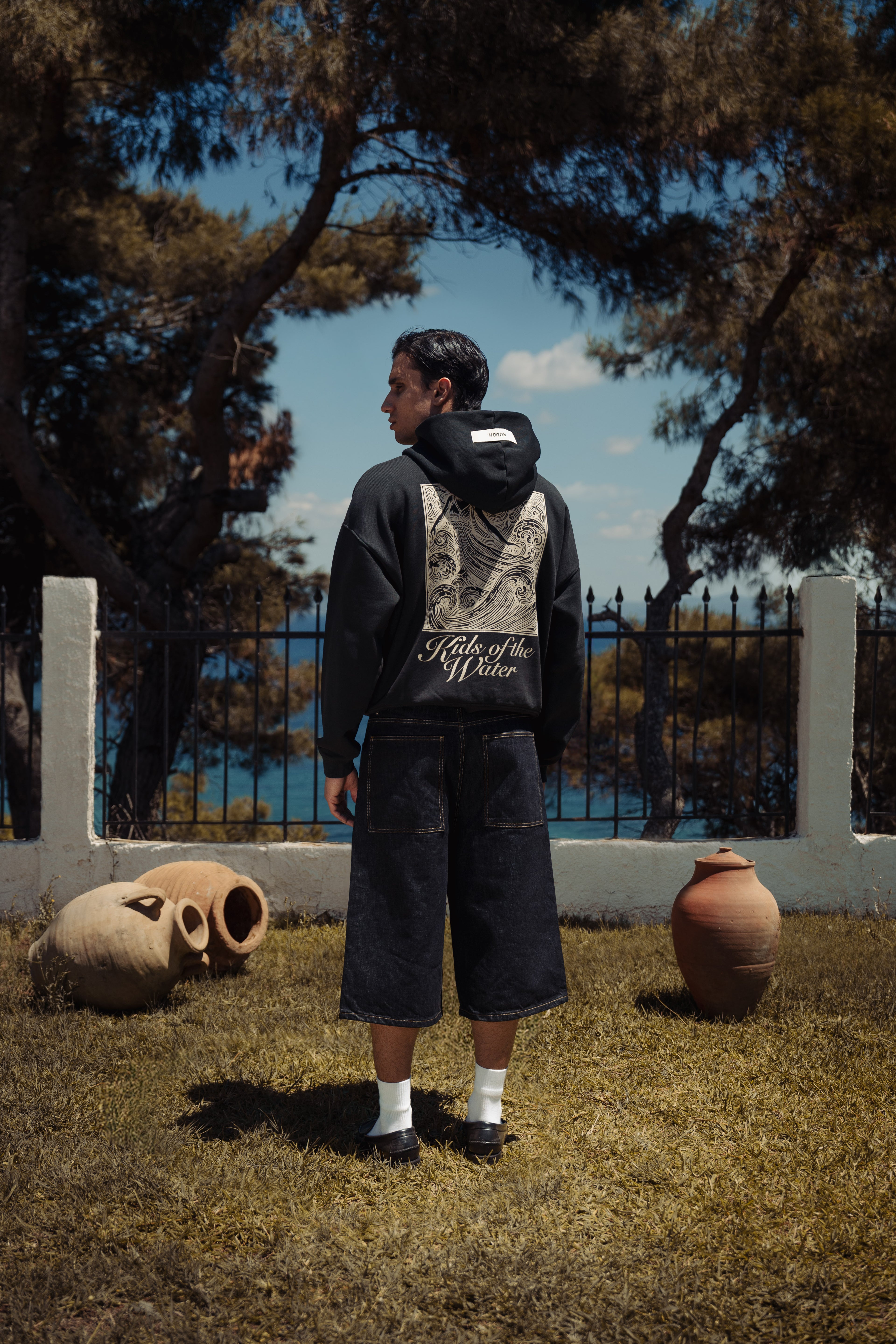 MERMAID ZIP HOODIE BLACK