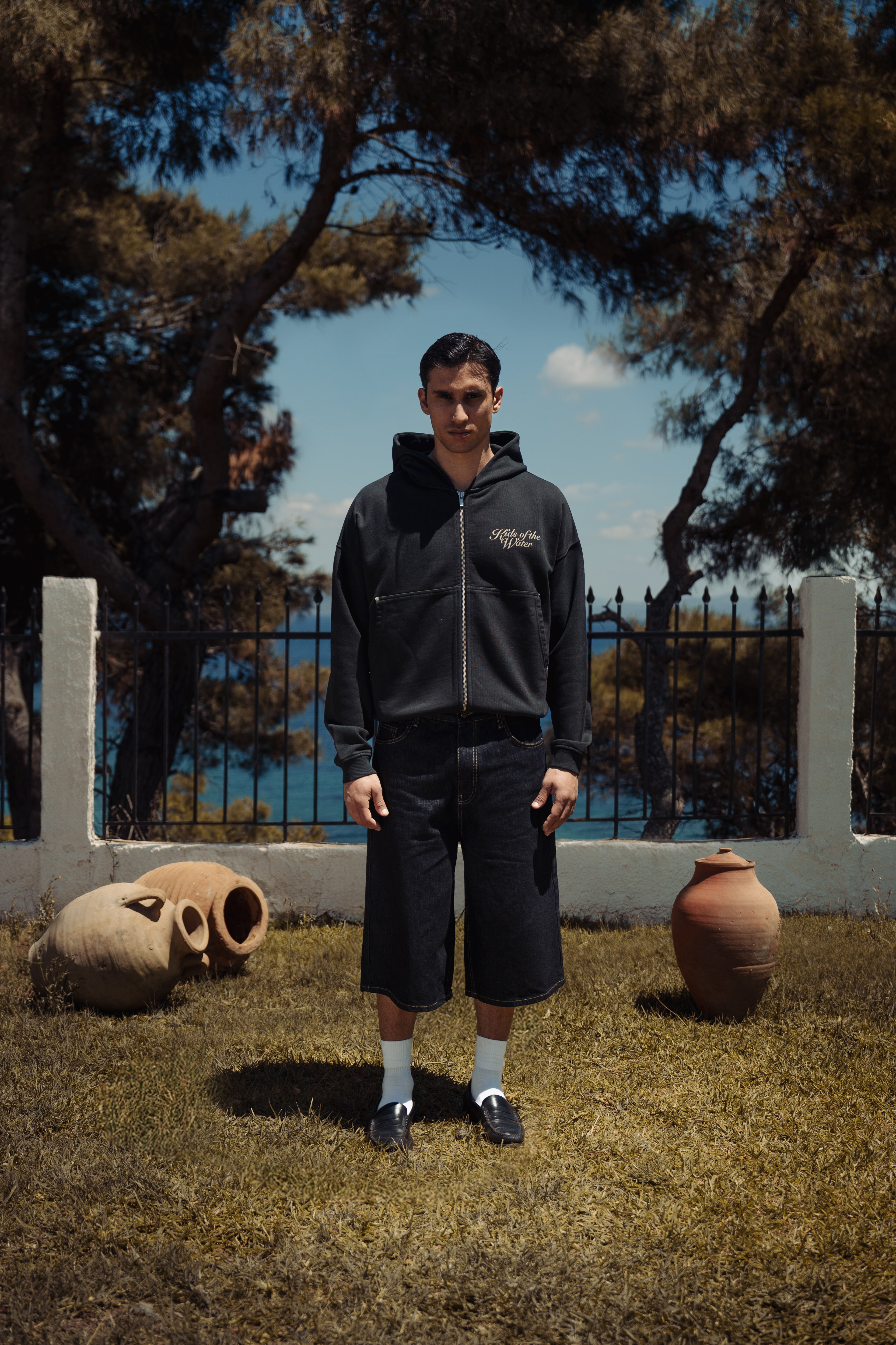 MERMAID ZIP HOODIE BLACK