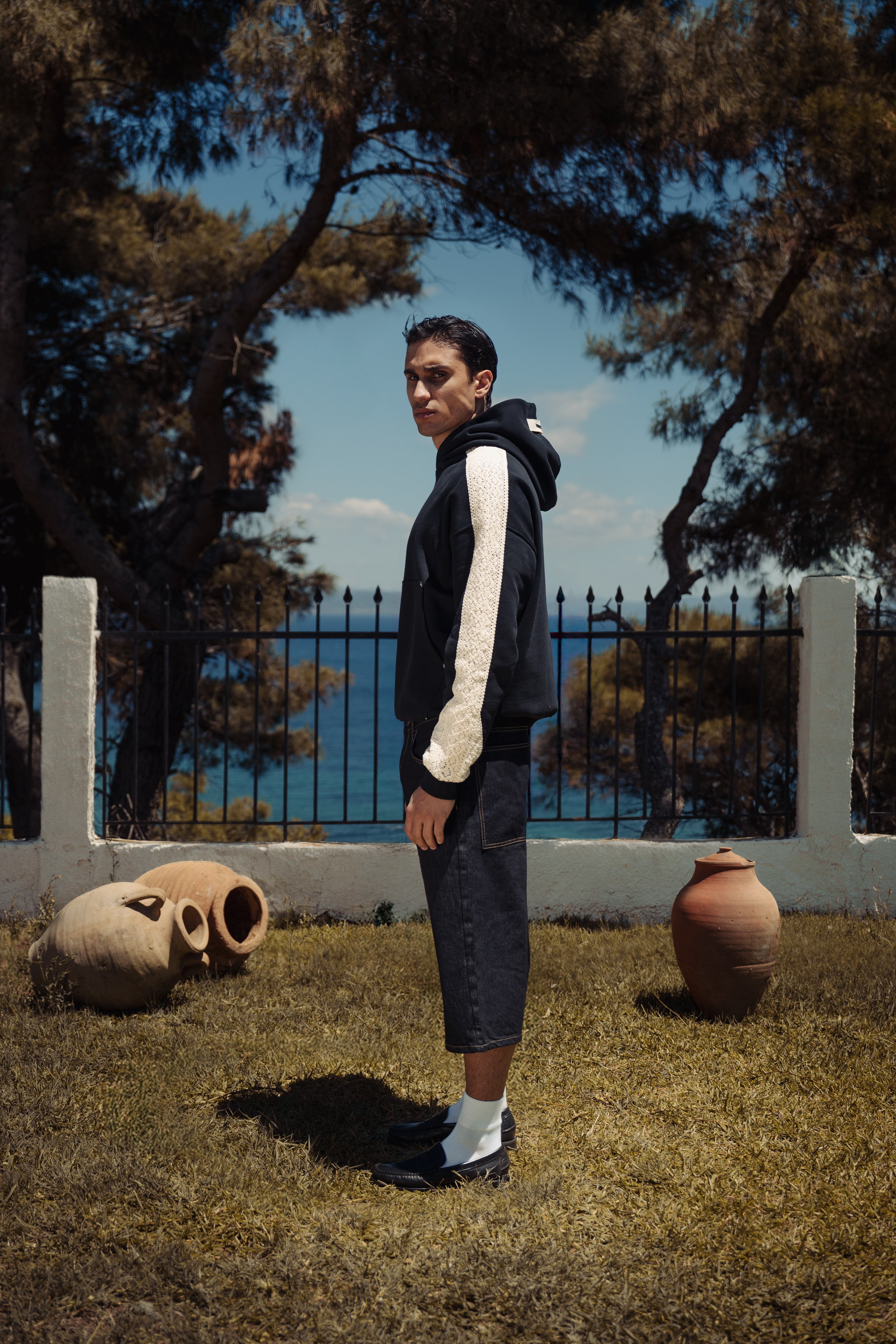 KHEIROS HOODIE