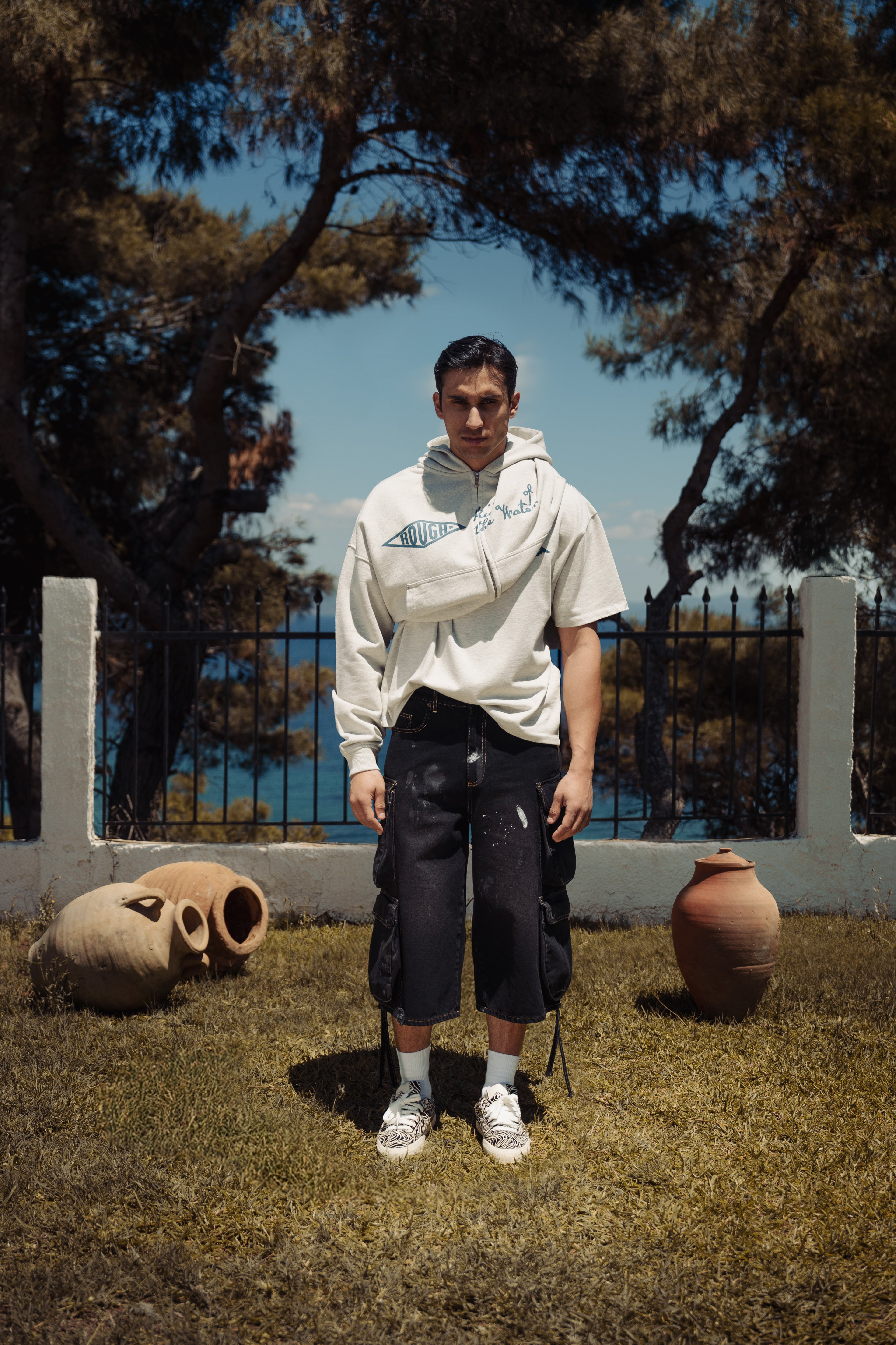 KYMATA ZIP HOODIE GREY