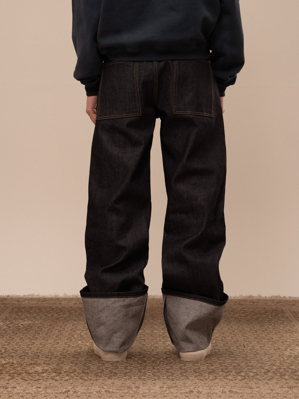 PLAIN DENIM PANTS