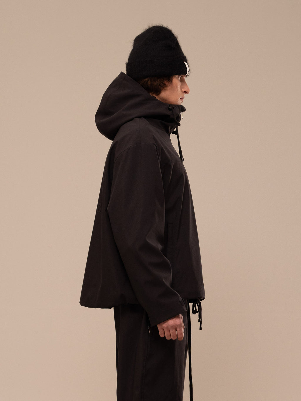 SIGNATURE RAIN JACKET