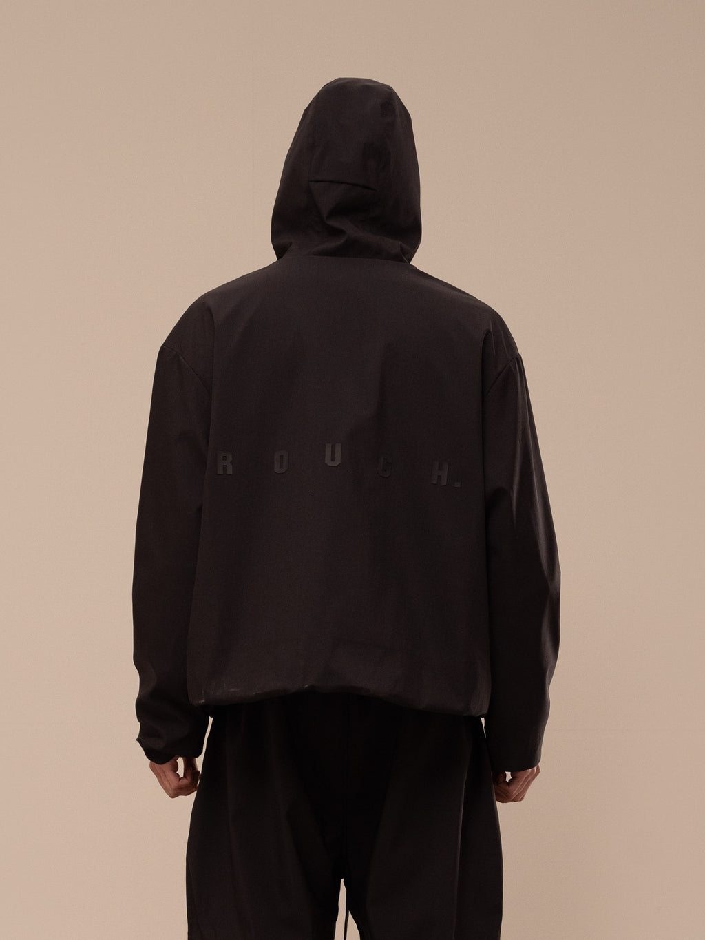 SIGNATURE RAIN JACKET