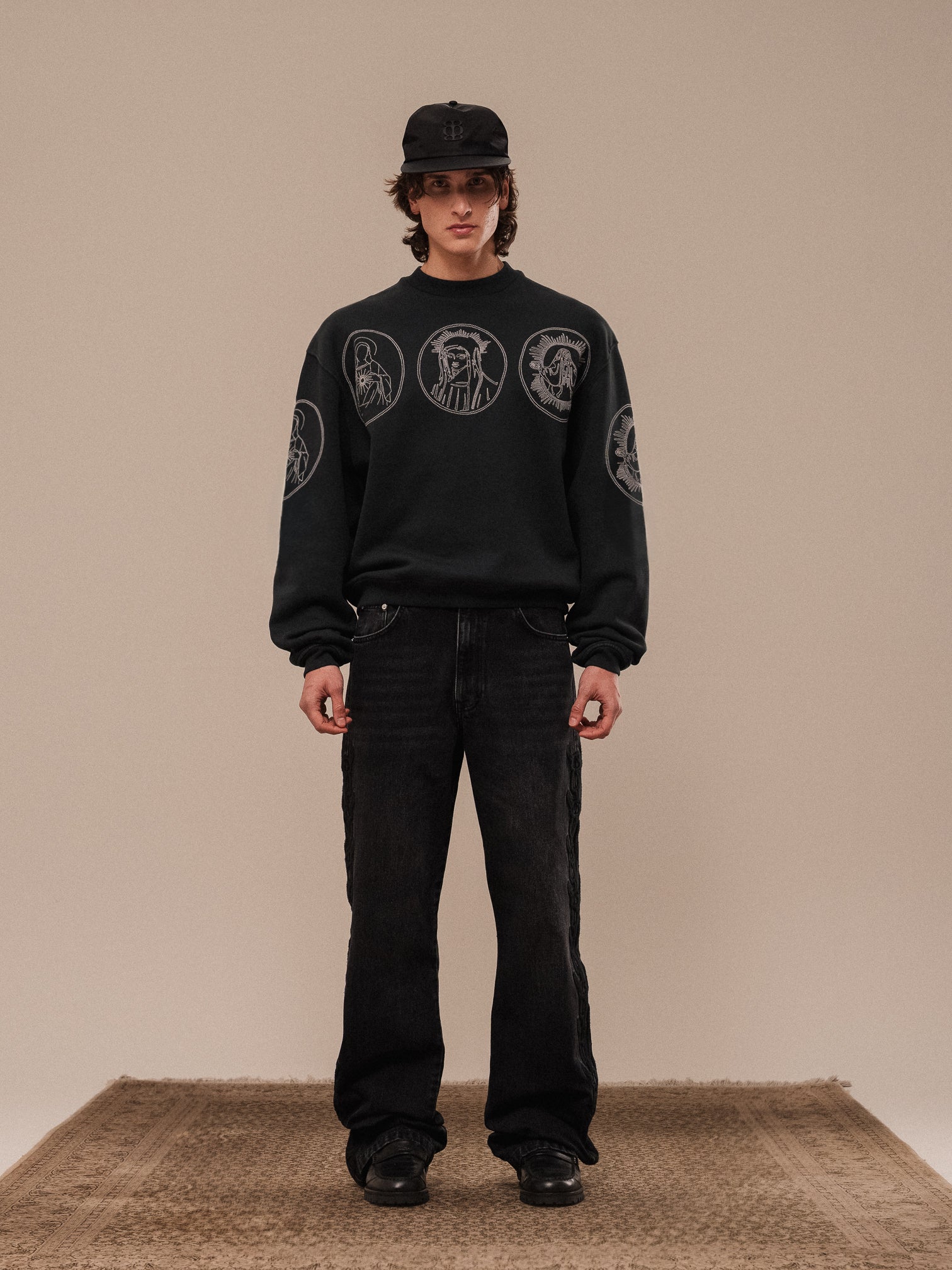 HALO SWEATSHIRT