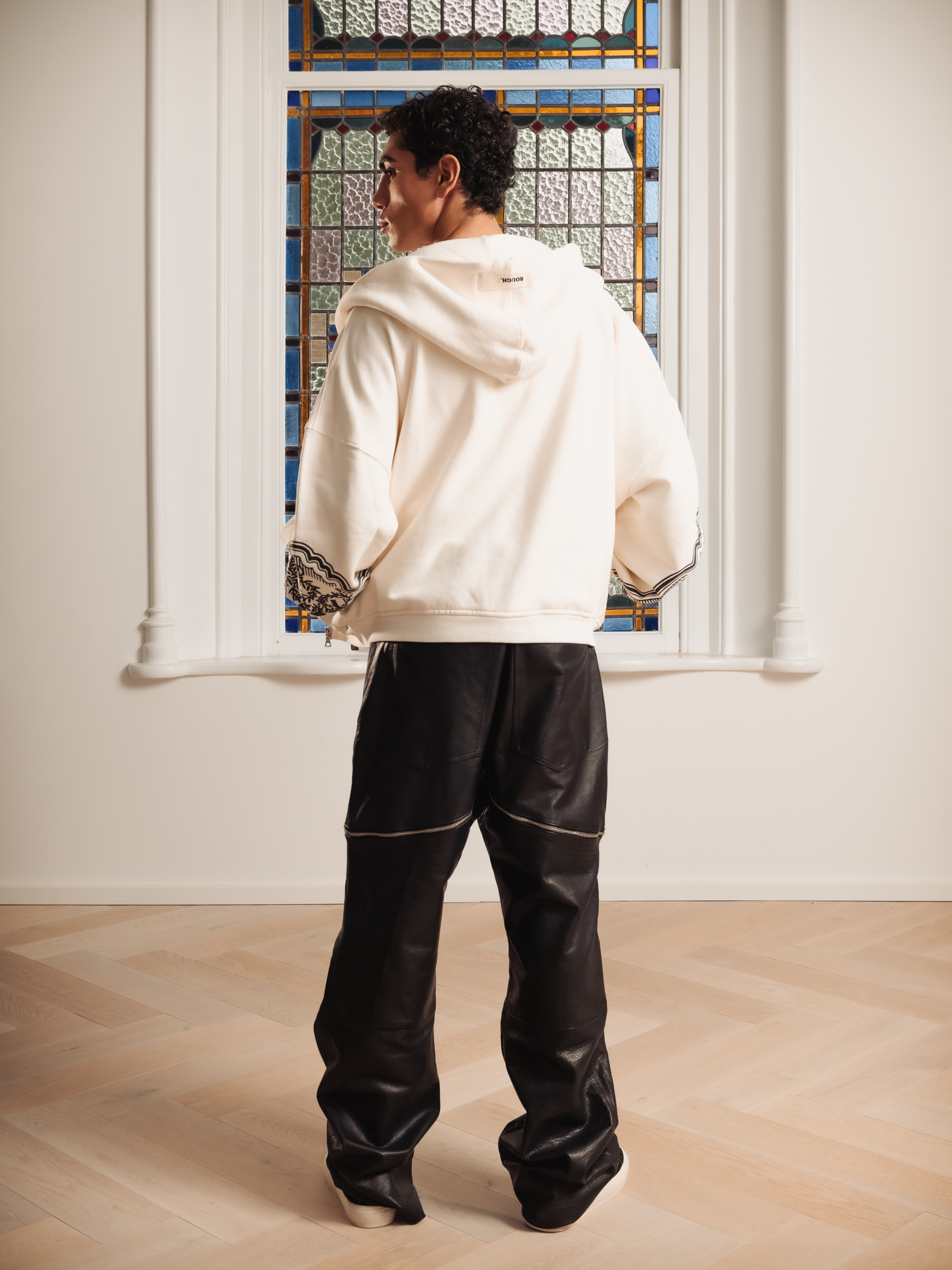 MONO ZIP-HOODIE