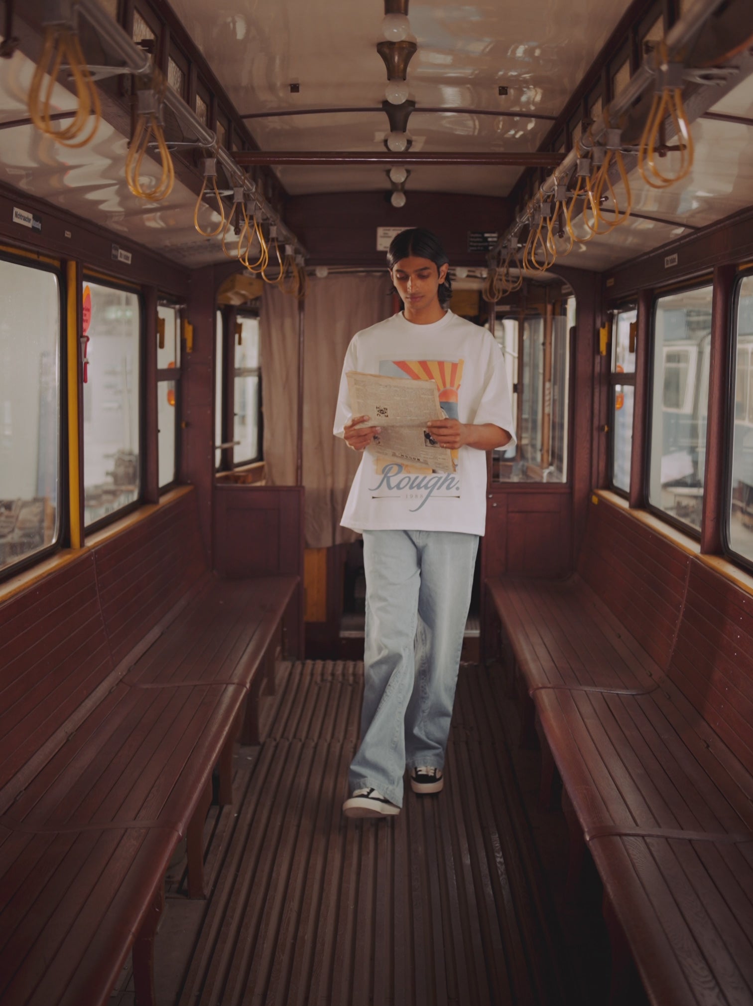 VINTAGE POSTCARD T-SHIRT
