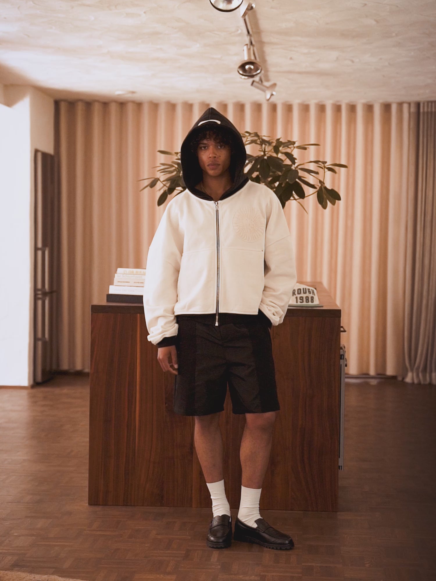 GUARDIANS OF SIGHT ZIP HOODIE