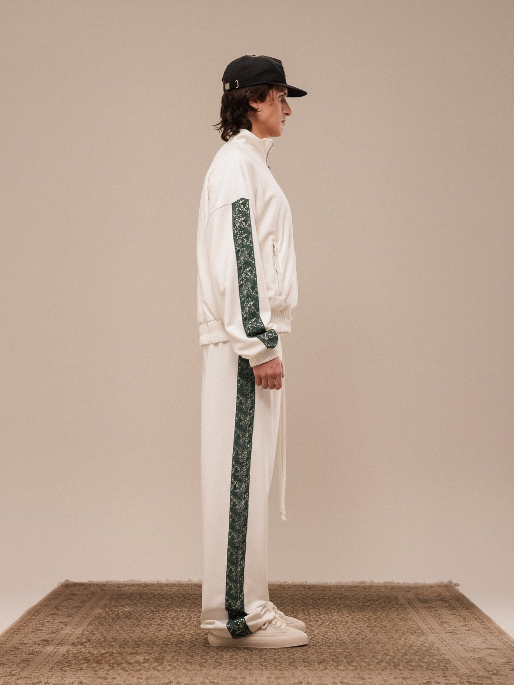 OLIVE TRACK SET