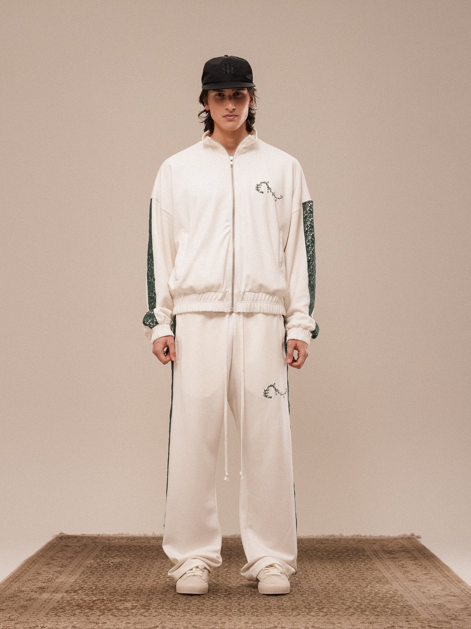 OLIVE TRACK SET