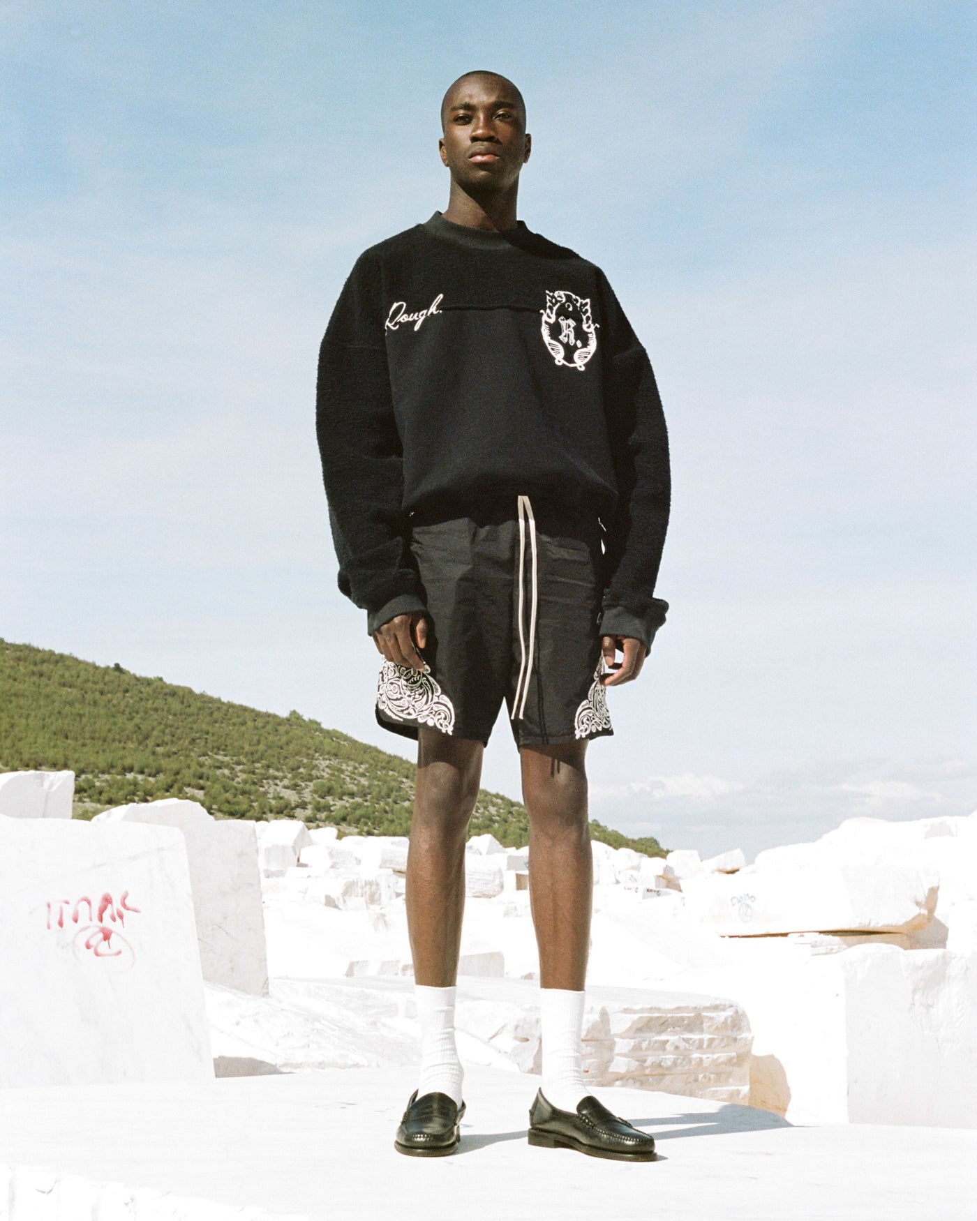 CREST SWEATER